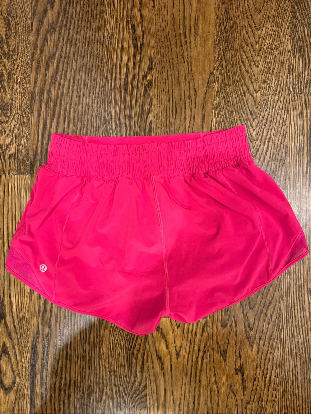 lululemon high rise hottie hot short 2.5" -Hot Pink Sz 6!